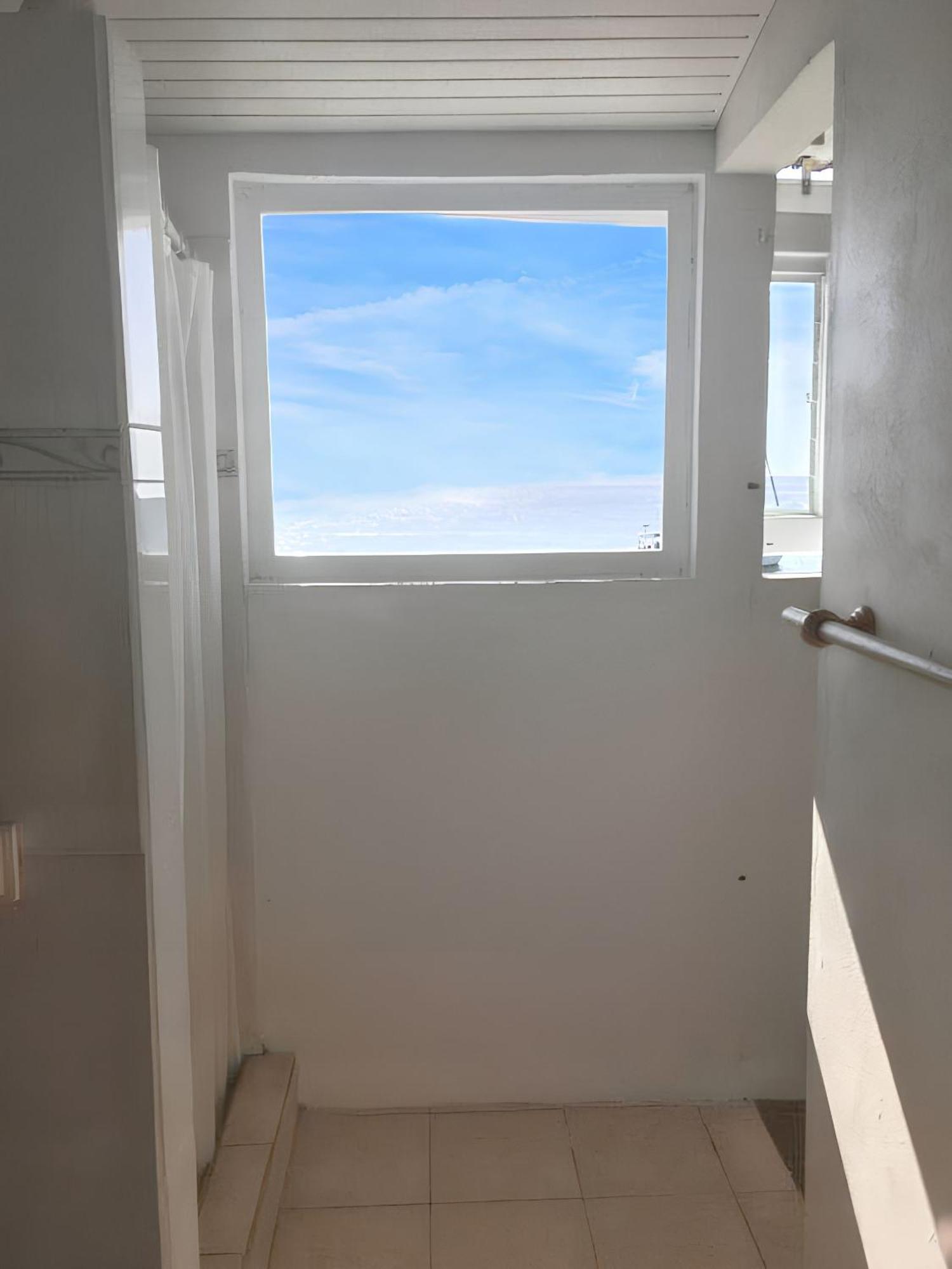 Maison De Charme A Saint-Pierre Avec Vue Sur Mer Et Montagne Exteriér fotografie
